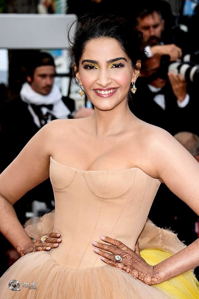 Sonam-Kapoor